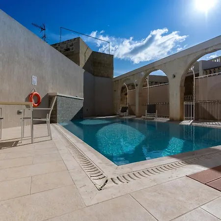 4 Bedroom With Private Pool 度假居 Għarb